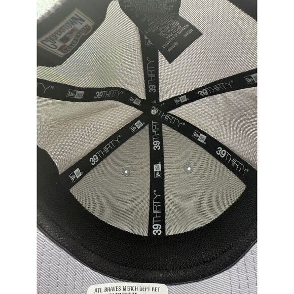 Atlanta‎ Braves New Era Cooperstown Collection Team Trucker 9FIFTY Hat Sz M/L - Picture 8 of 9